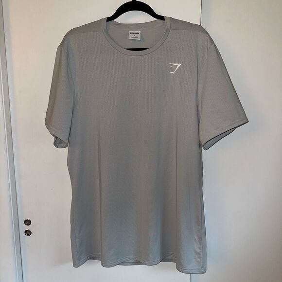 Gymshark Men’s Lightweight Light Gray Short Sleeve XL STAIN REPAIRED - Picture 1 of 12